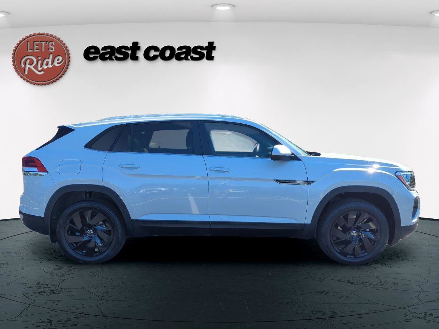 New 2026 Volkswagen Atlas Cross Sport SE image 4