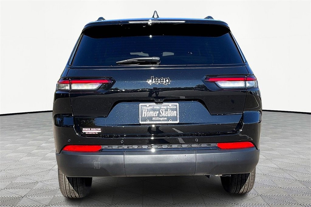 New 2025 Jeep Grand Cherokee L Altitude image 4