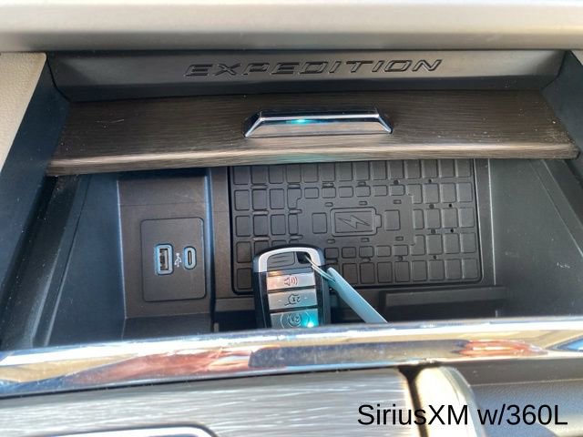 Used 2022 Ford Expedition Max Limited image 20