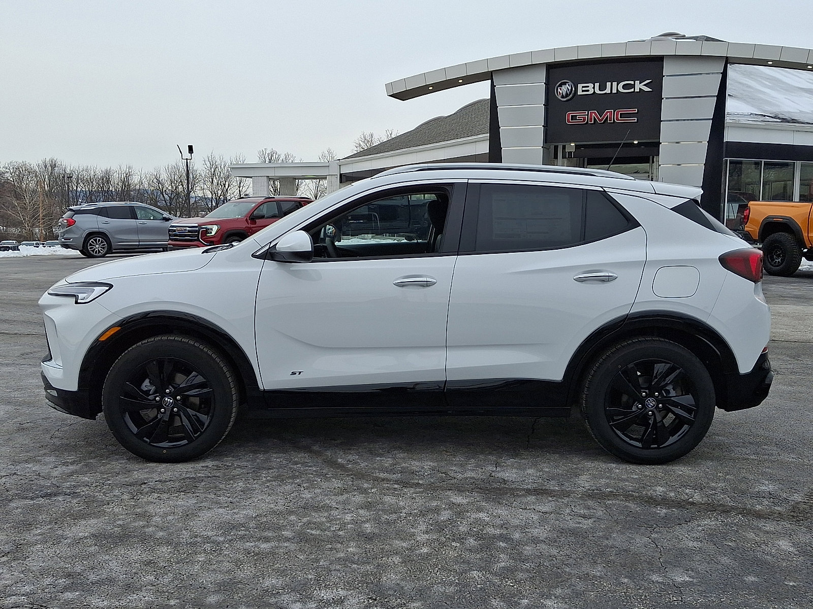New 2026 Buick Encore GX Sport Touring w/ Comfort Package image 5