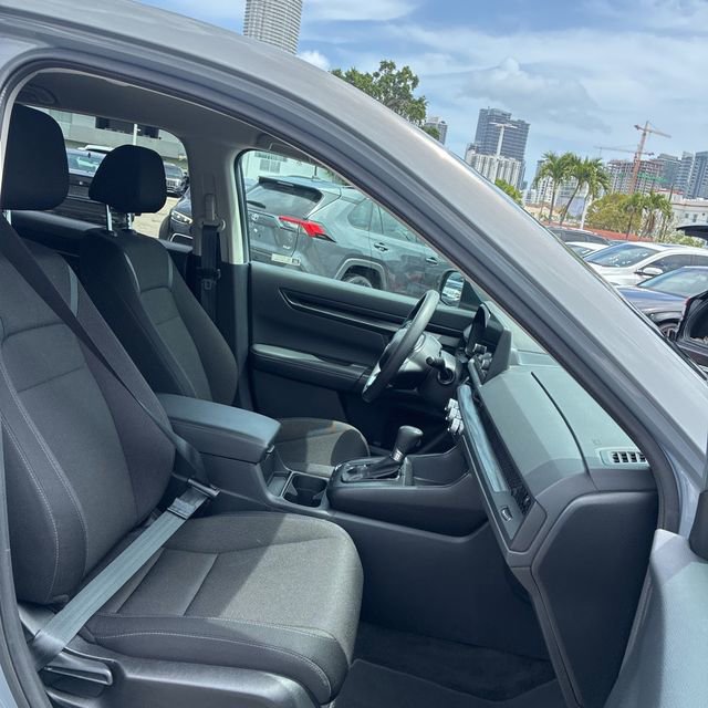 Used 2025 Honda CR-V LX image 11