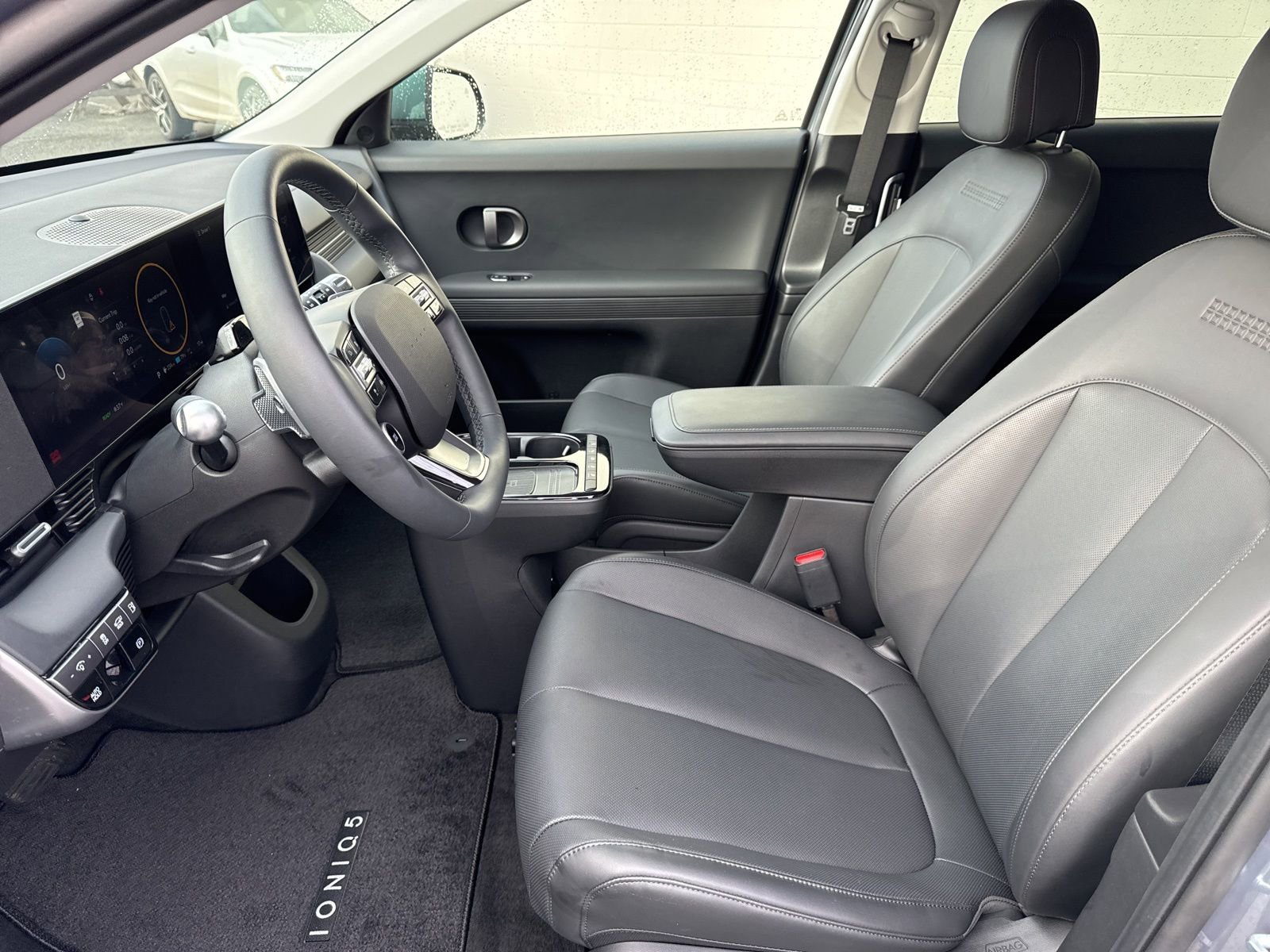 Used 2025 Hyundai Ioniq 5 SEL image 21