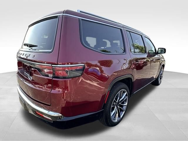 Used 2025 Jeep Wagoneer Series III w/ Premium Group I AWD/4WD image 6