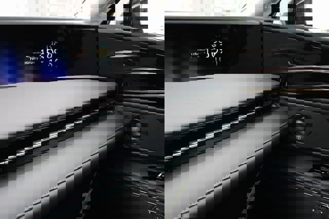 New 2026 Lincoln Nautilus Premier w/ Equipment Group 102A image 43