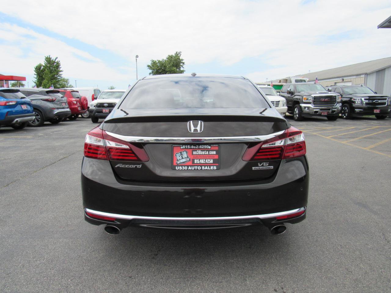 Used 2016 Honda Accord Touring image 5