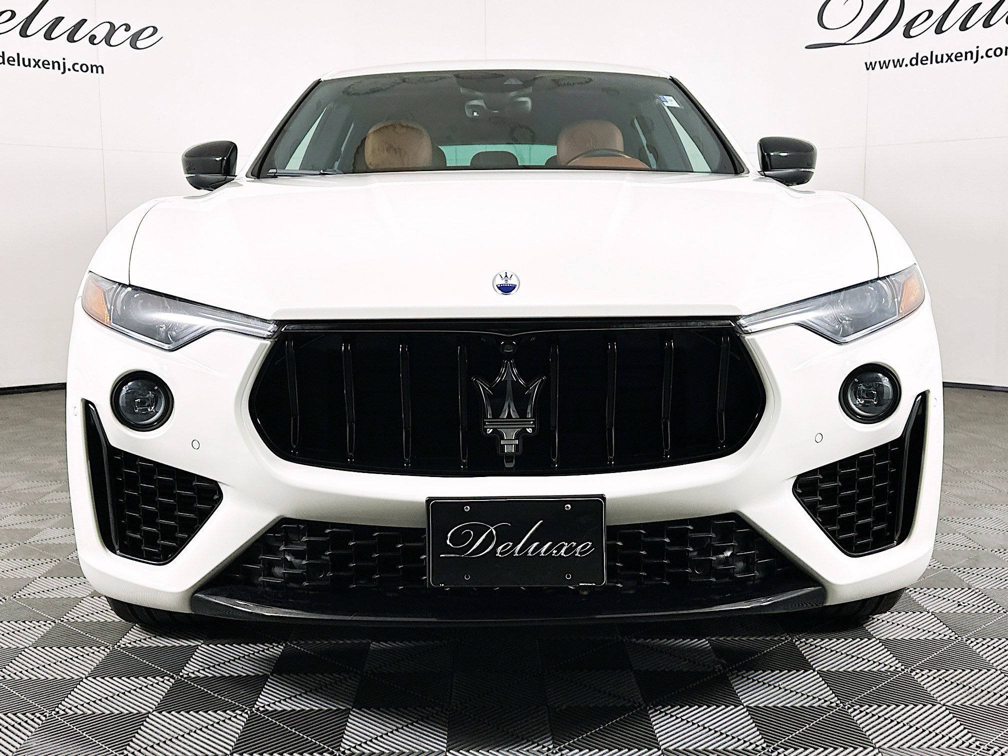 Used 2022 Maserati Levante Modena image 2