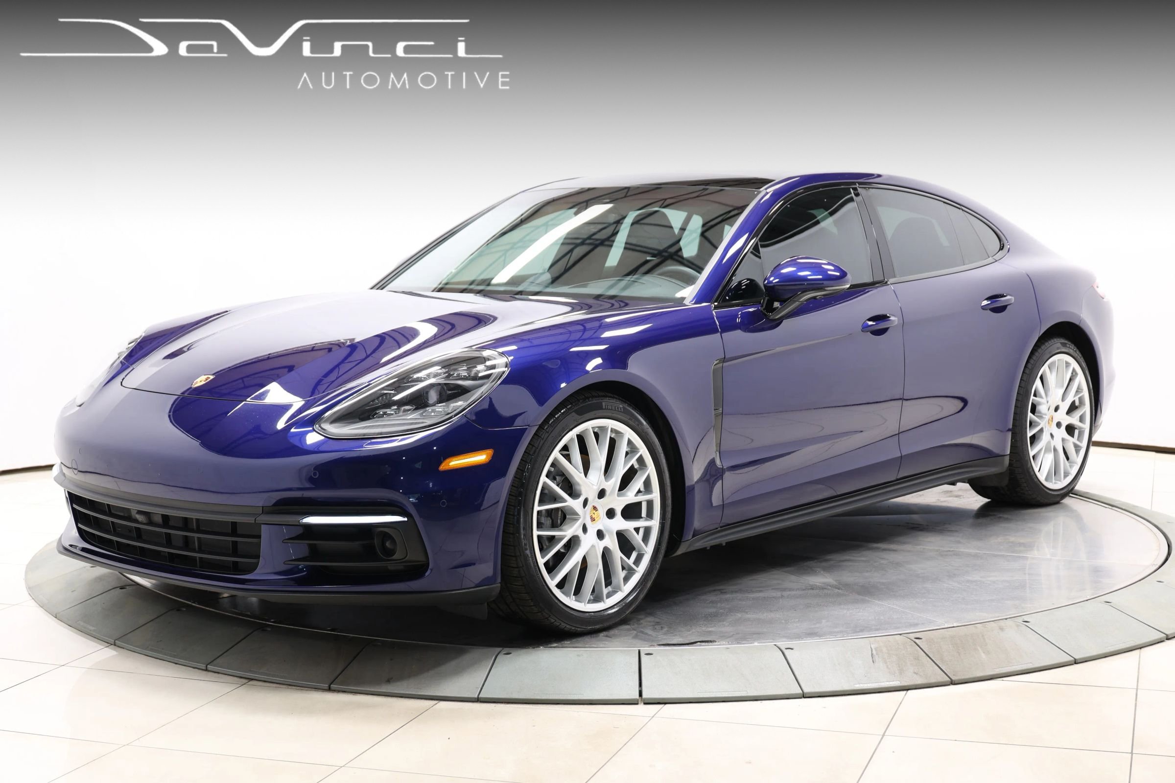 Used 2020 Porsche Panamera AWD/4WD image 1