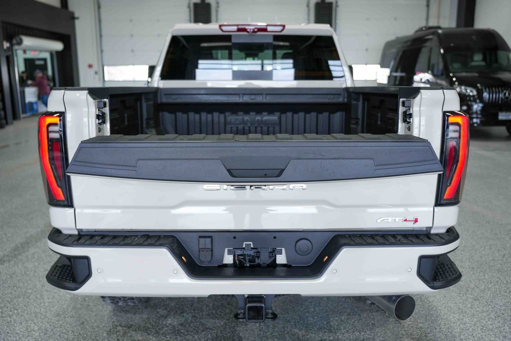 Used 2026 GMC Sierra 2500 AT4 w/ AT4 Premium Plus Package image 12