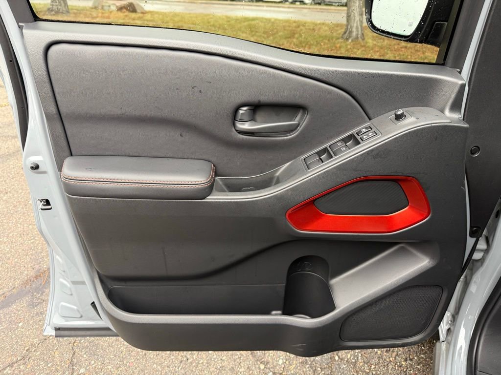 New 2026 Nissan Frontier PRO-4X w/ Pro-4x Convenience Package image 12