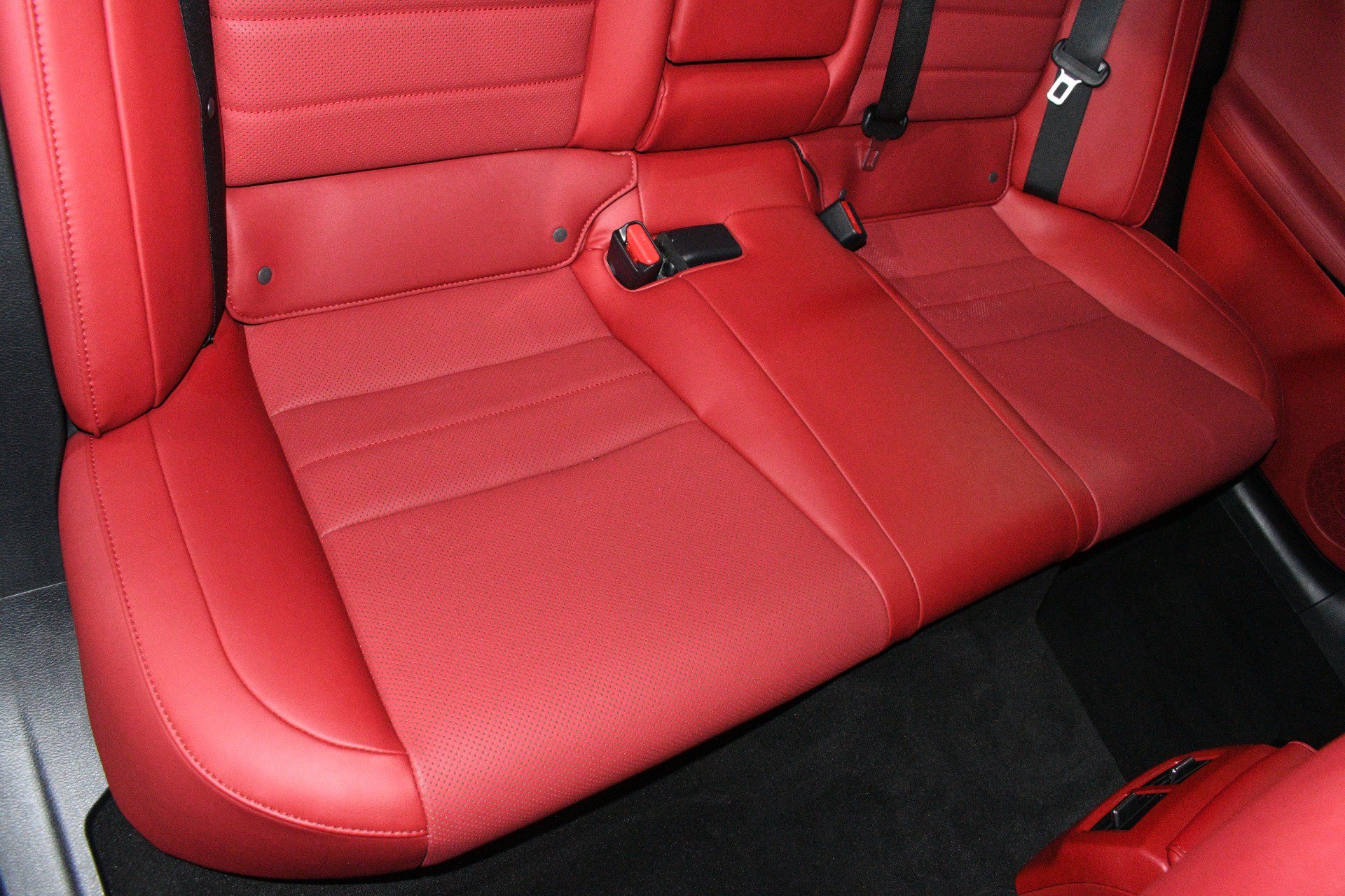 Used 2024 Lexus IS 350 F Sport RWD image 18