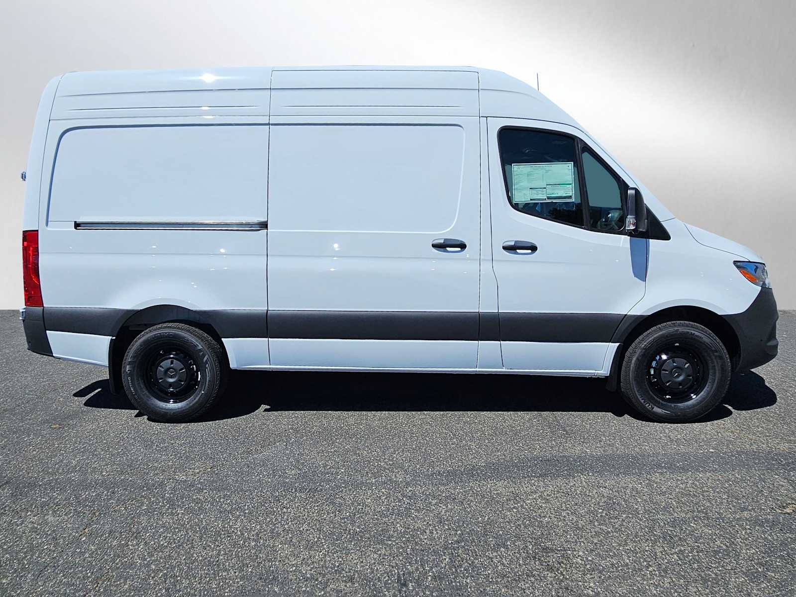 New 2026 Mercedes-Benz Sprinter 2500 image 2