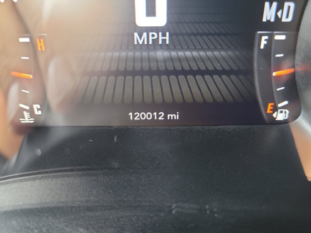 Used 2019 Dodge Challenger SXT w/ Blacktop Package RWD image 31