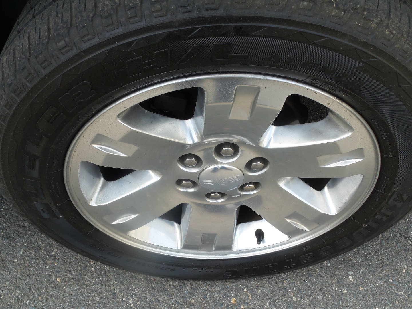 Used 2012 GMC Yukon SLT w/ SLT-2 Equipment Package image 17