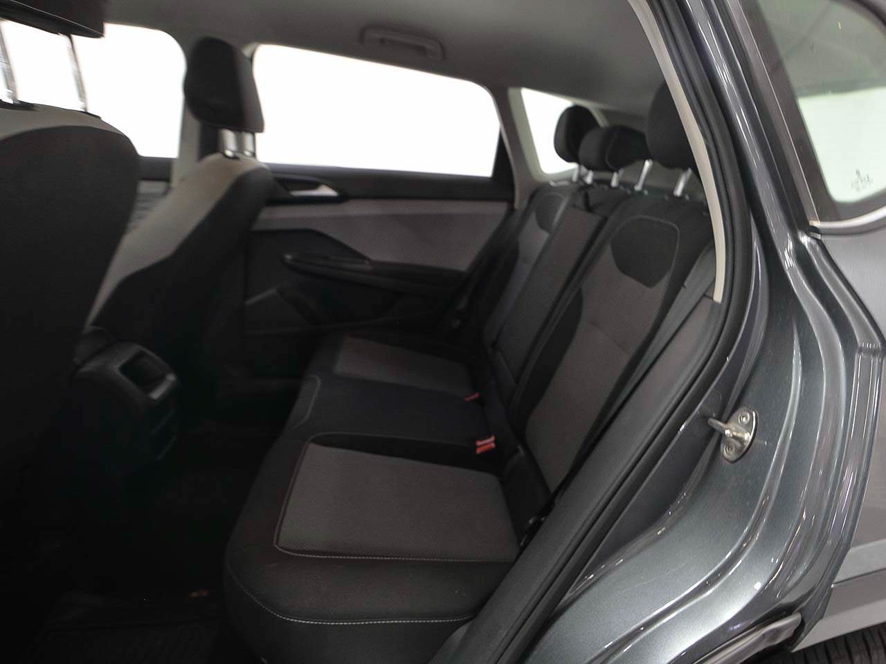 Used 2022 Volkswagen Taos S FWD image 9