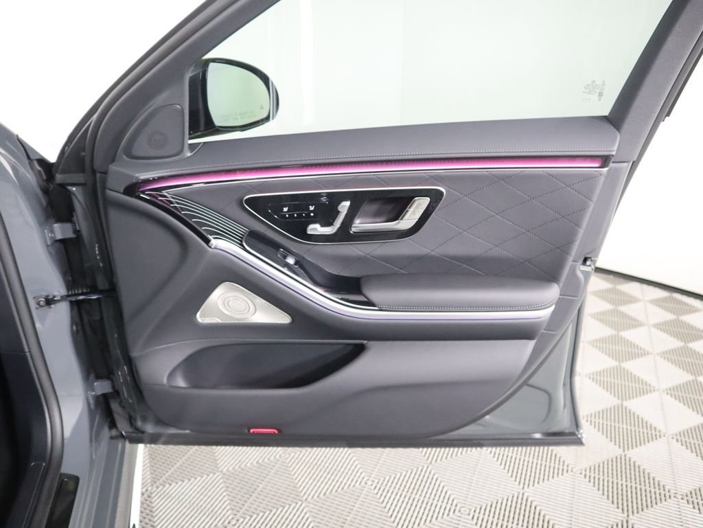 New 2026 Mercedes-Benz S 580 4MATIC Sedan image 27
