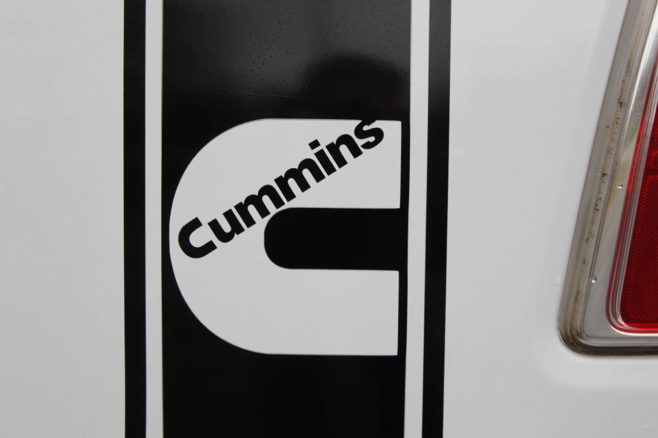 Used 2018 RAM 2500 Laramie w/ Snow Chief Group AWD/4WD image 17