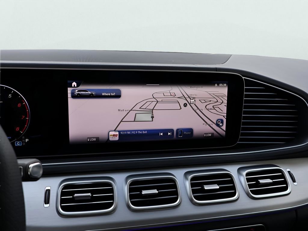 New 2025 Mercedes-Benz GLS 450 4MATIC image 23
