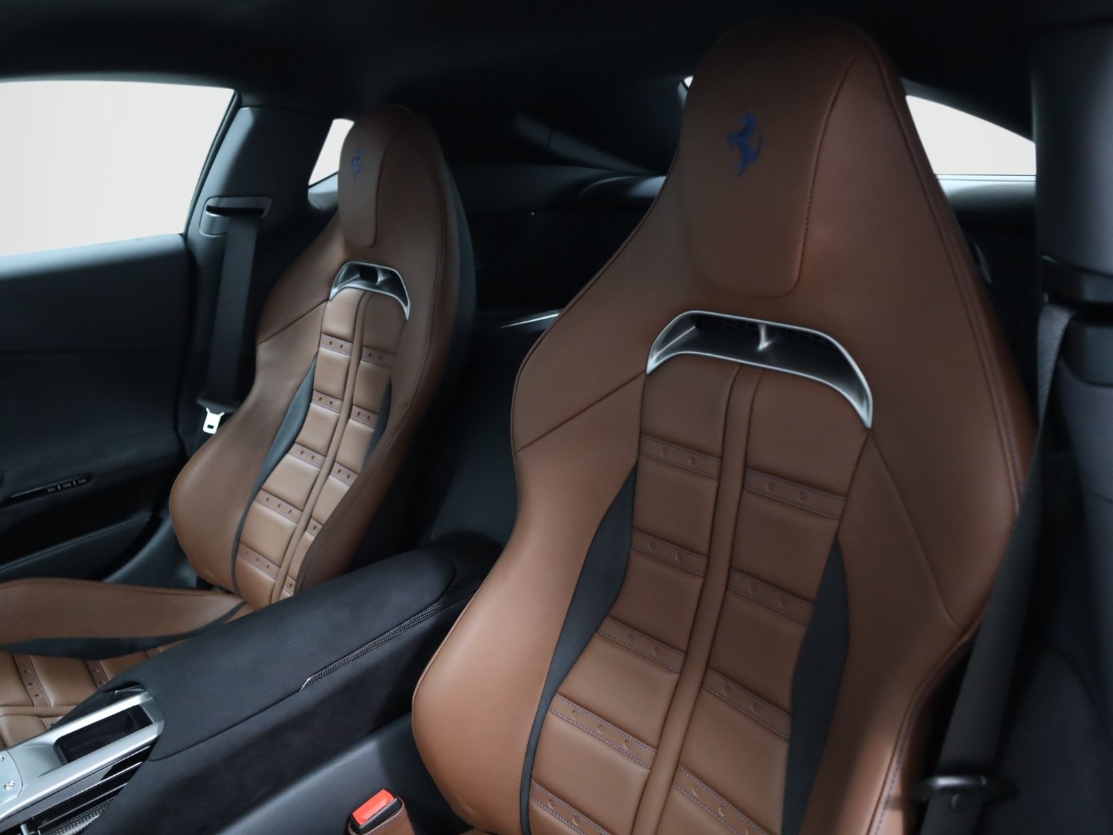 Used 2025 Ferrari 12Cilindri RWD image 10
