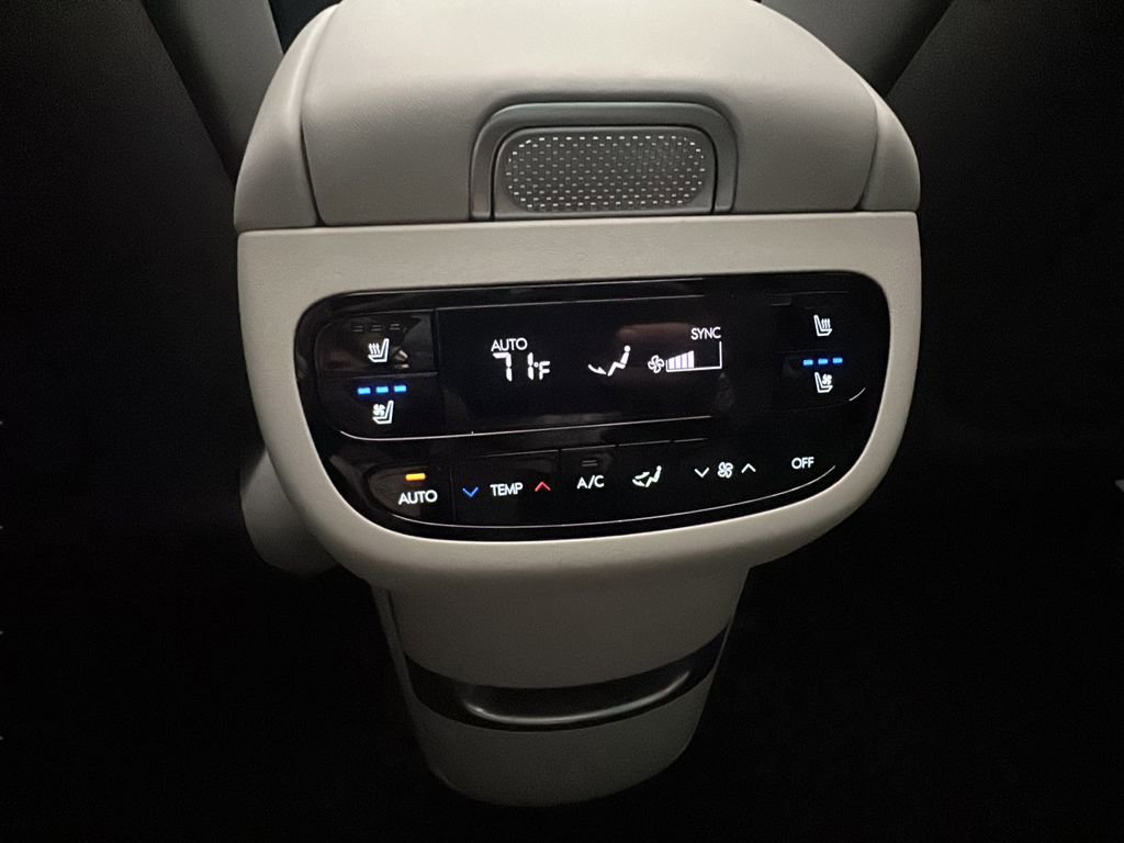 New 2026 Hyundai Ioniq 9 Limited image 26