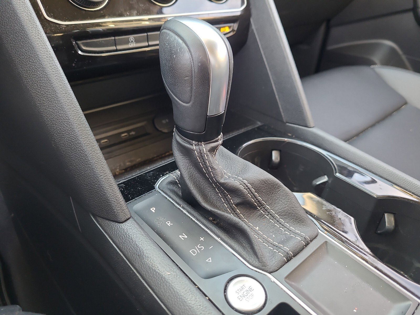 Certified 2023 Volkswagen Atlas SE image 16