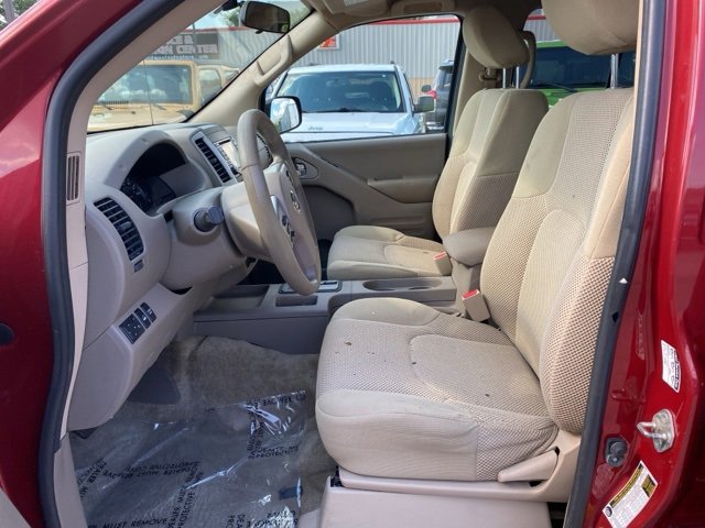 Used 2018 Nissan Frontier SV image 9