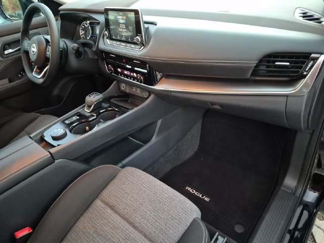 Certified 2022 Nissan Rogue SV AWD/4WD image 15