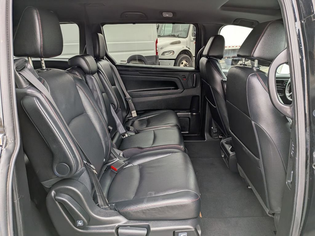 Used 2024 Honda Odyssey Sport image 28