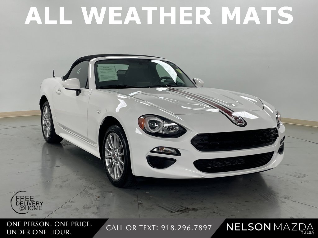 Used 2020 FIAT 124 Spider Classica w/ Technology Group image 4