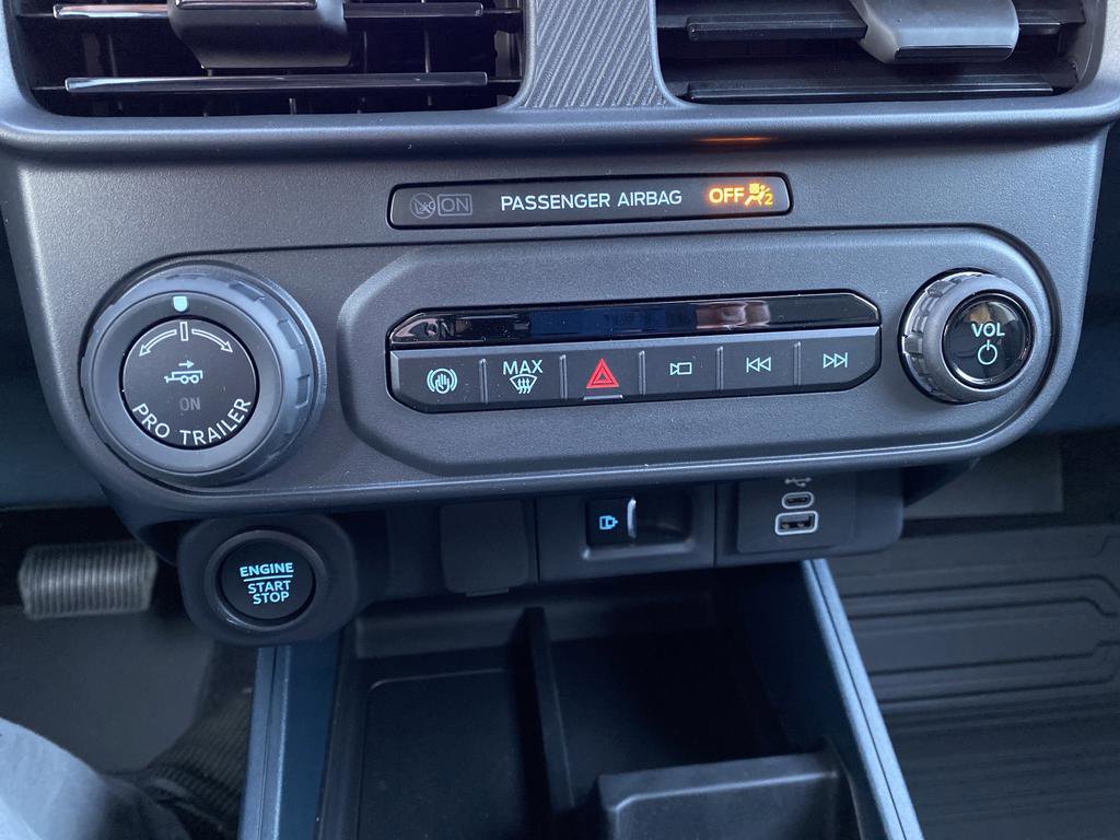 New 2026 Ford Maverick Lariat w/ Black Appearance Package image 24