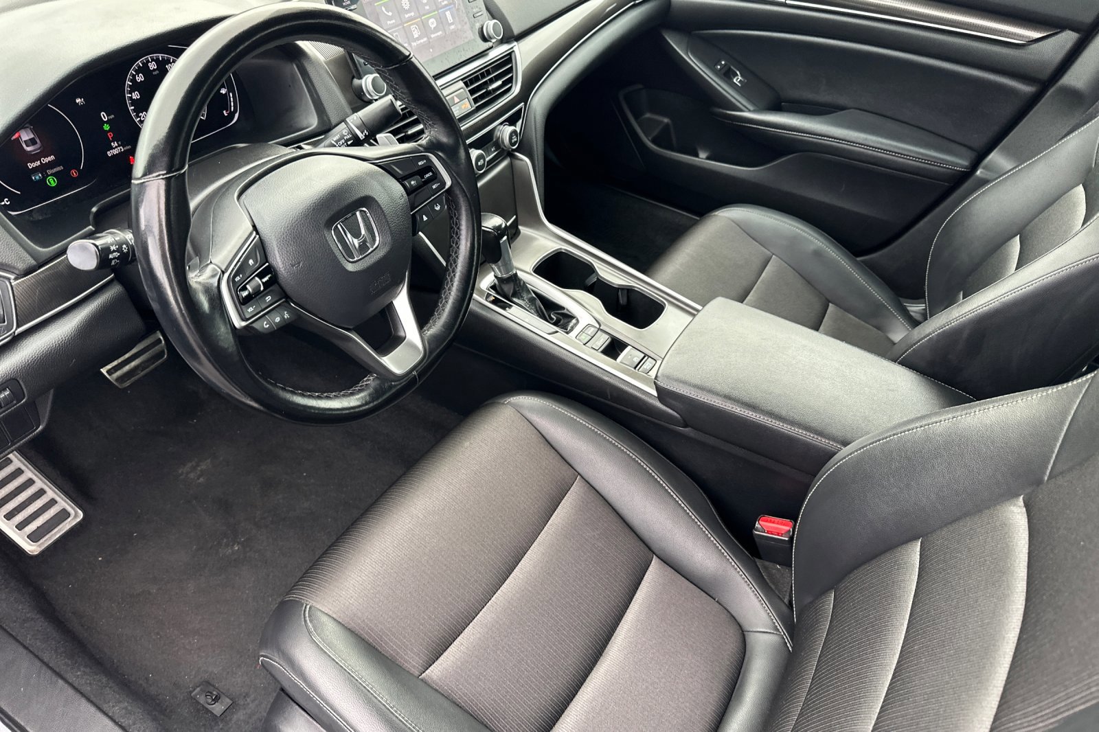 Used 2022 Honda Accord Sport image 11