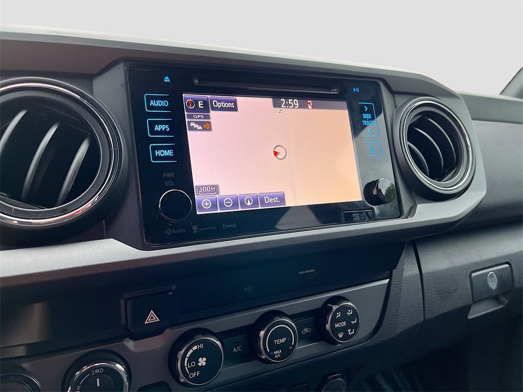 Used 2019 Toyota Tacoma w/ TRD Off-Road Package image 13