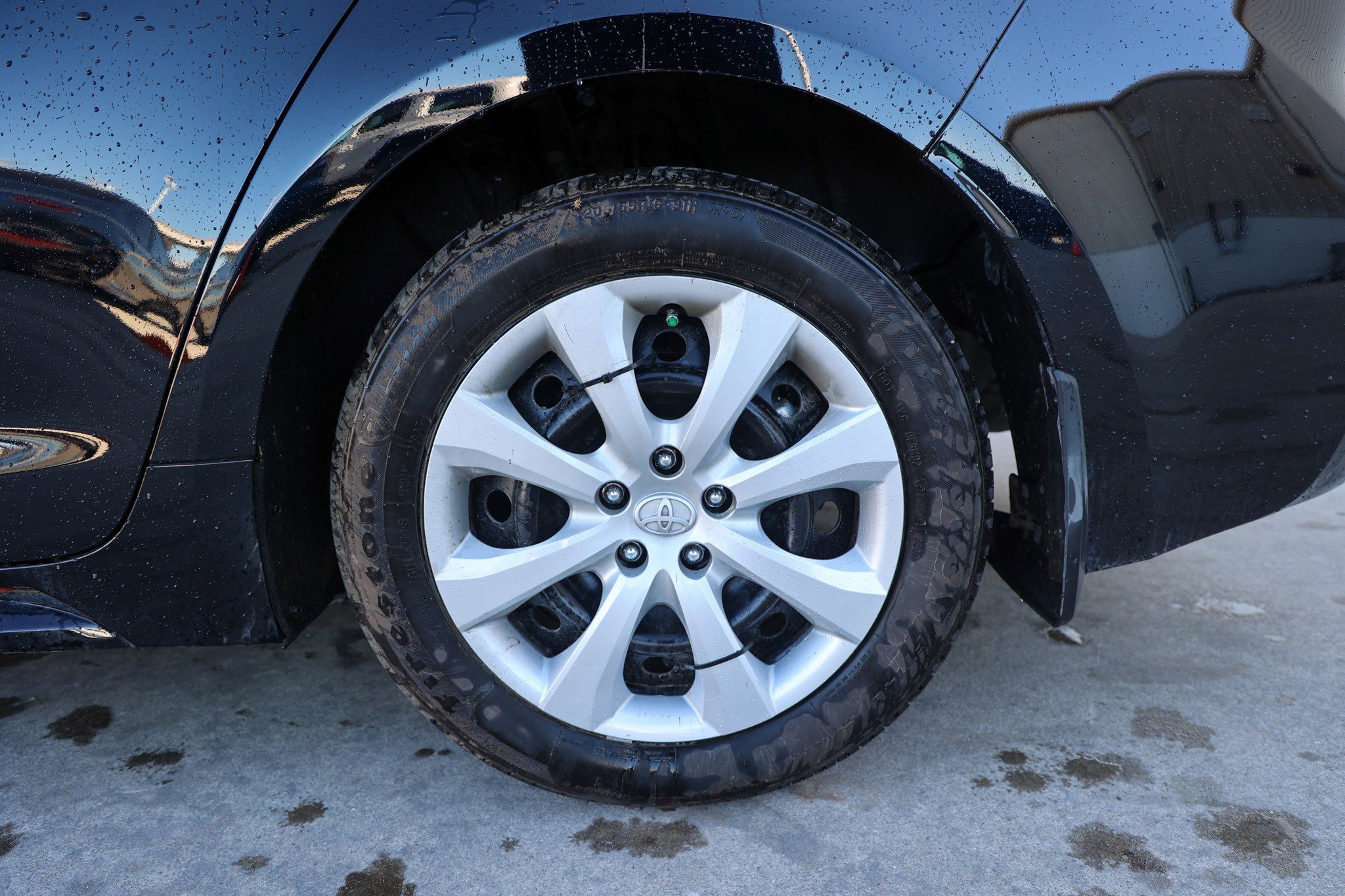 Used 2026 Toyota Corolla LE image 13