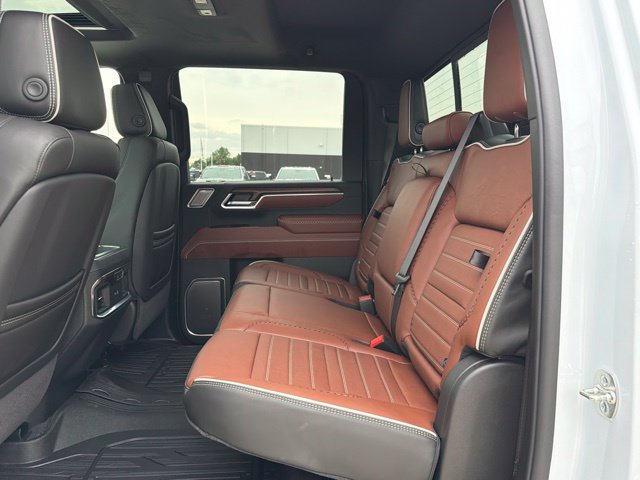 New 2026 GMC Sierra 3500 Denali Ultimate AWD/4WD image 32