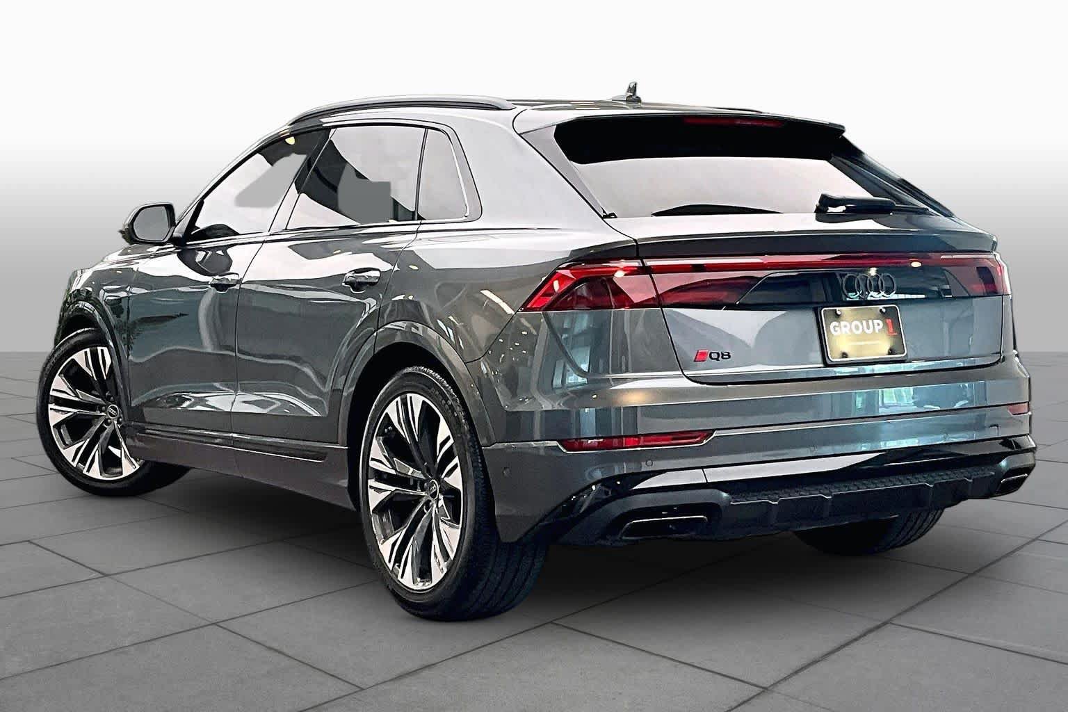Used 2025 Audi Q8 Prestige w/ Prestige Package AWD/4WD image 11