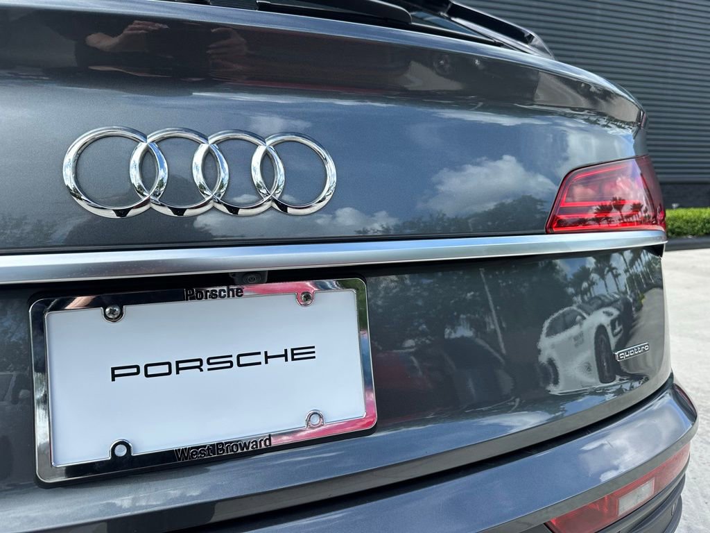 Used 2021 Audi Q5 Prestige w/ Prestige Package AWD/4WD image 14