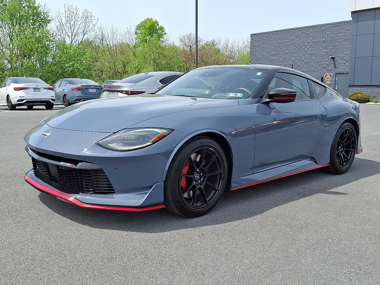 Certified 2024 Nissan Z NISMO w/ Floor Mat Package RWD image 3