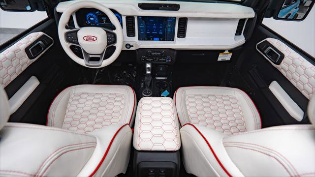 Used 2026 Ford Bronco Big Bend image 2