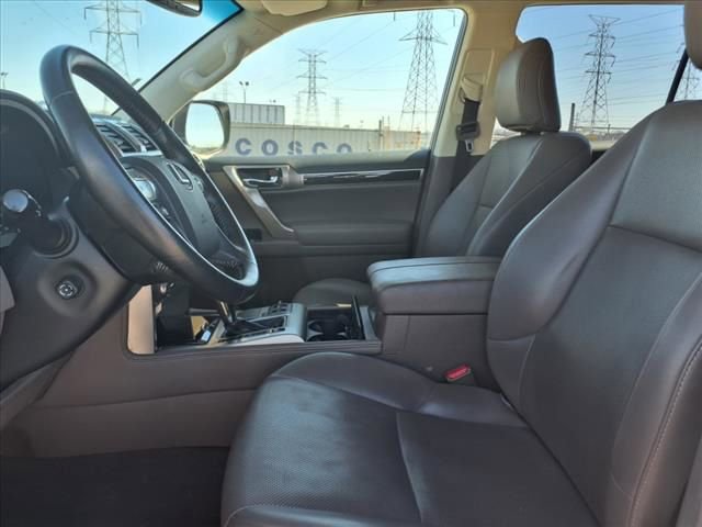 Used 2017 Lexus GX 460 w/ Navigation Package AWD/4WD image 19