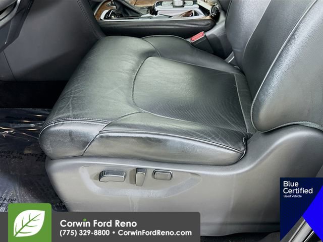 Used 2022 Nissan Armada SL w/ Captain's Chairs Package image 23
