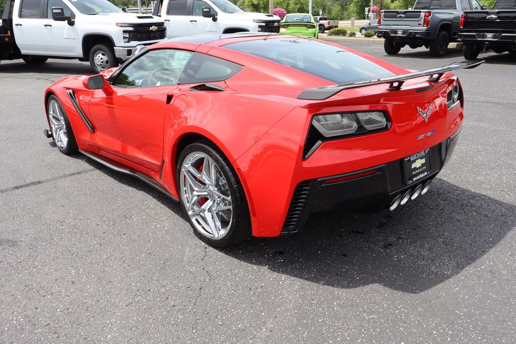 Used 2019 Chevrolet Corvette ZR1 RWD image 3