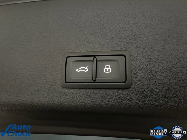 Used 2023 Audi e-tron Premium Plus w/ Premium Plus Package image 15