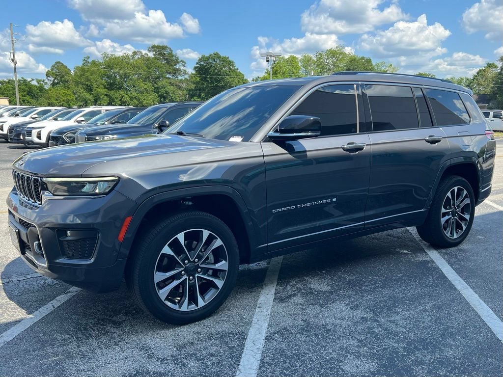 Used 2023 Jeep Grand Cherokee L Overland AWD/4WD image 19