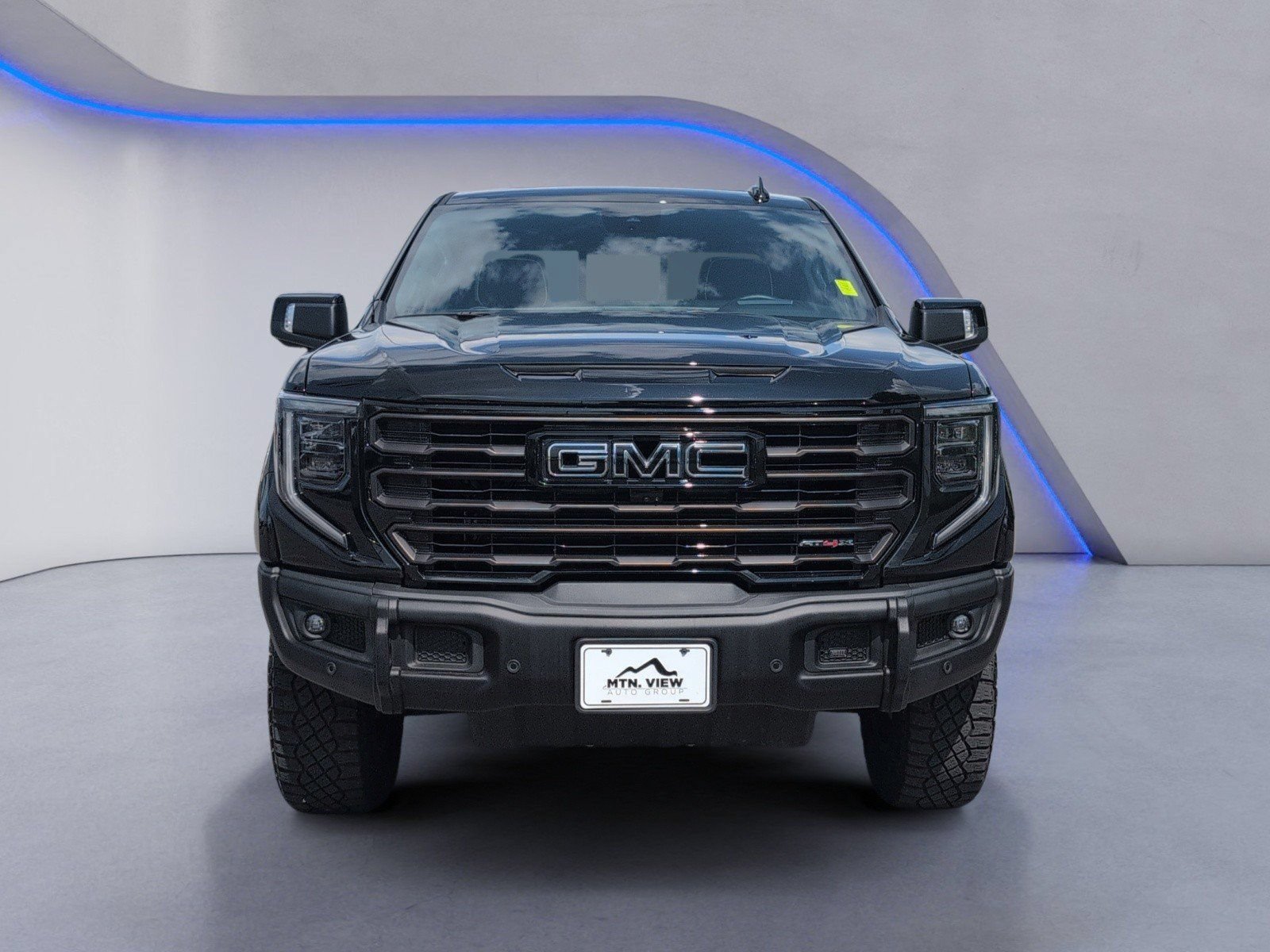 Used 2026 GMC Sierra 1500 AT4X w/ LPO, Black Badging Package AWD/4WD image 13