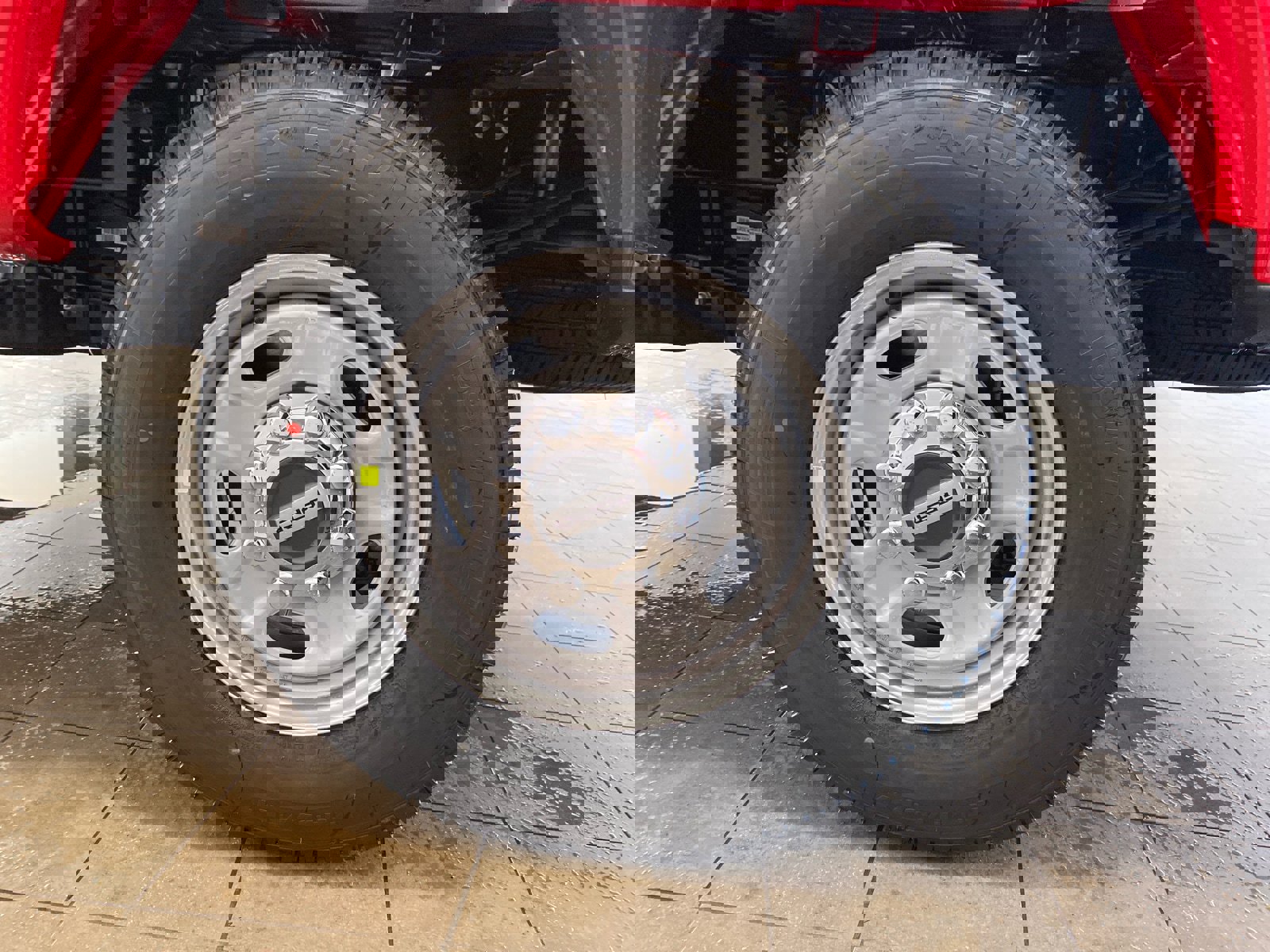 New 2026 Ford F250 XL w/ XL Chrome Package image 17