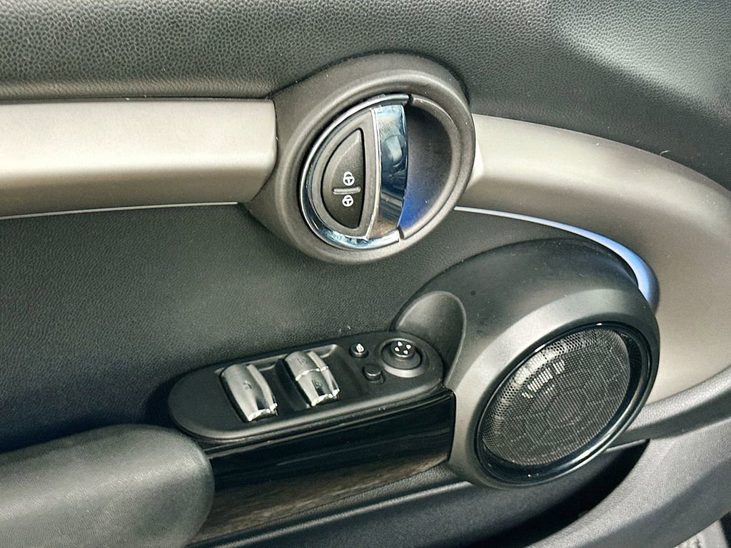 Used 2020 MINI Cooper S FWD image 18