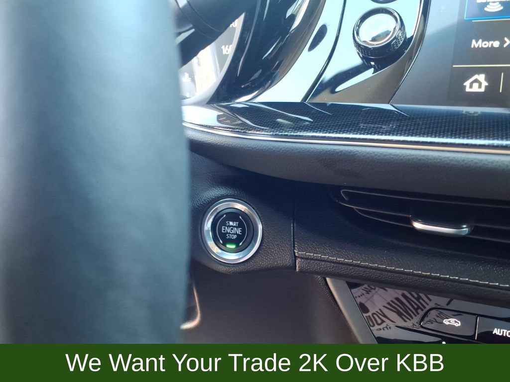 Used 2023 Buick Envision Essence w/ Sport Touring Package AWD/4WD image 19