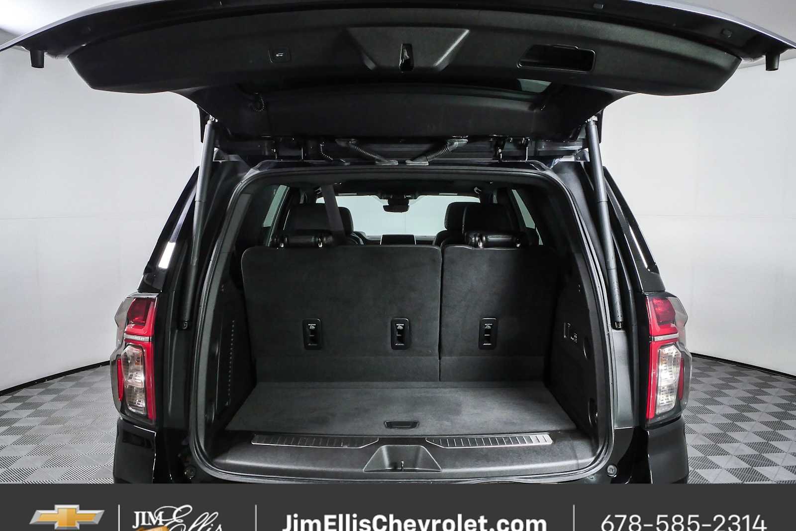 Certified 2023 Chevrolet Tahoe High Country w/ Premium Package 2 AWD/4WD image 30