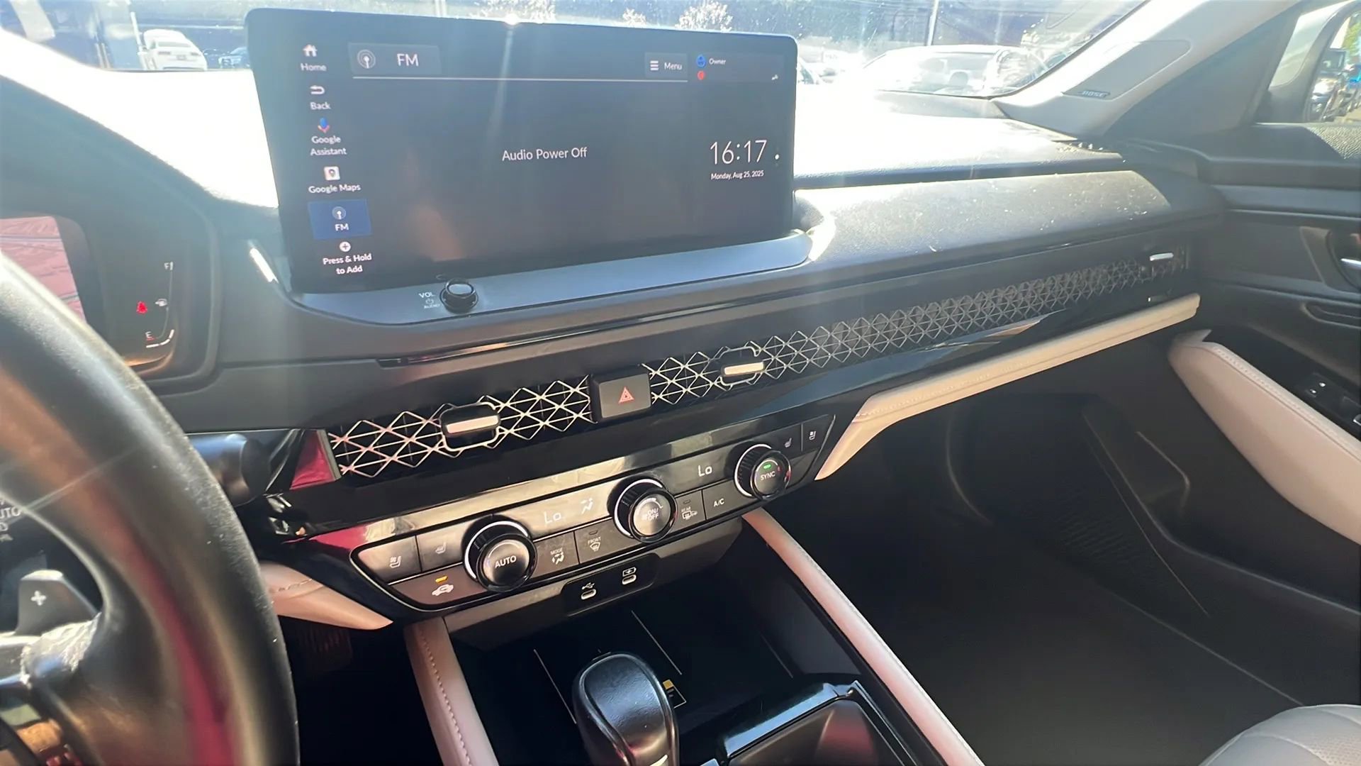 Used 2023 Honda Accord Touring image 16