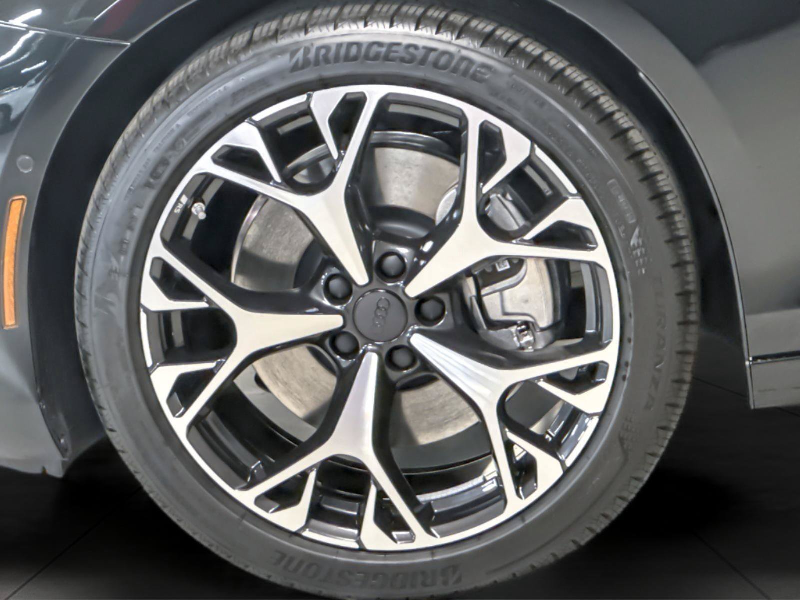 New 2026 Audi A6 Premium Plus AWD/4WD image 24