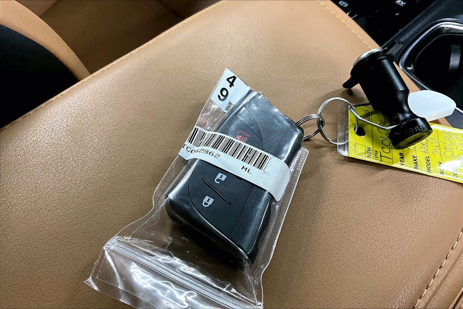 Used 2026 Lexus NX 350h AWD w/ Accessory Package (2T) image 15